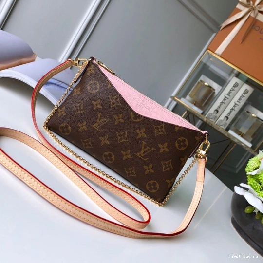Frstbag ru Vuitton Louis CHANELUTCH PALLAS 0806